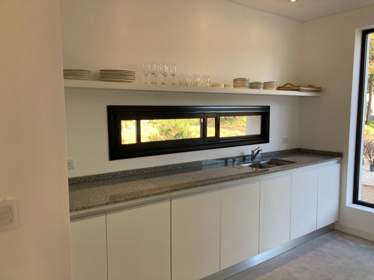 Venta casa Costa Esmeralda deportiva 3 dorm