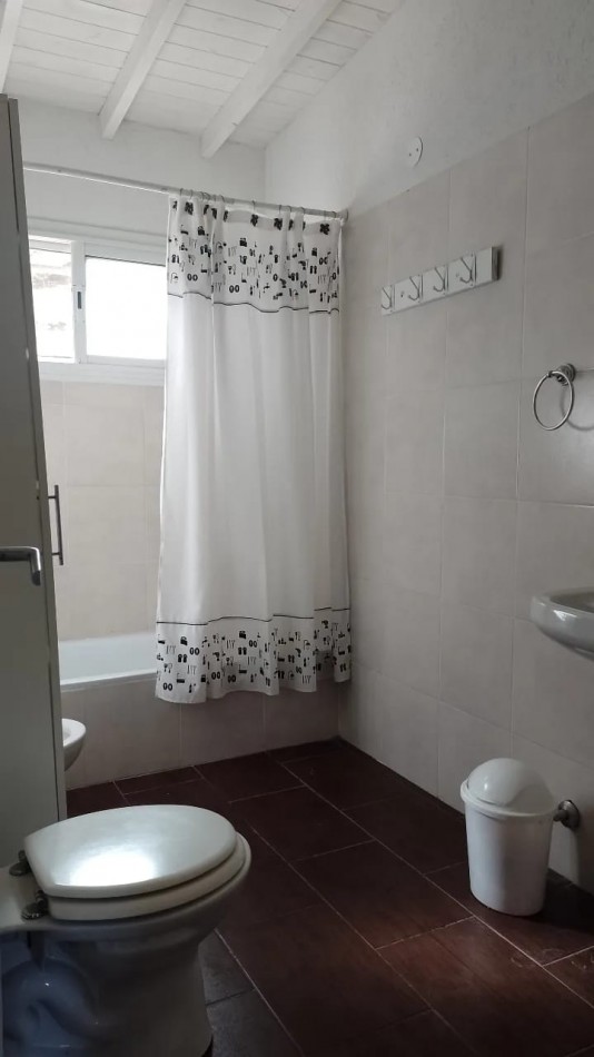 Casa en alquiler Pinamar