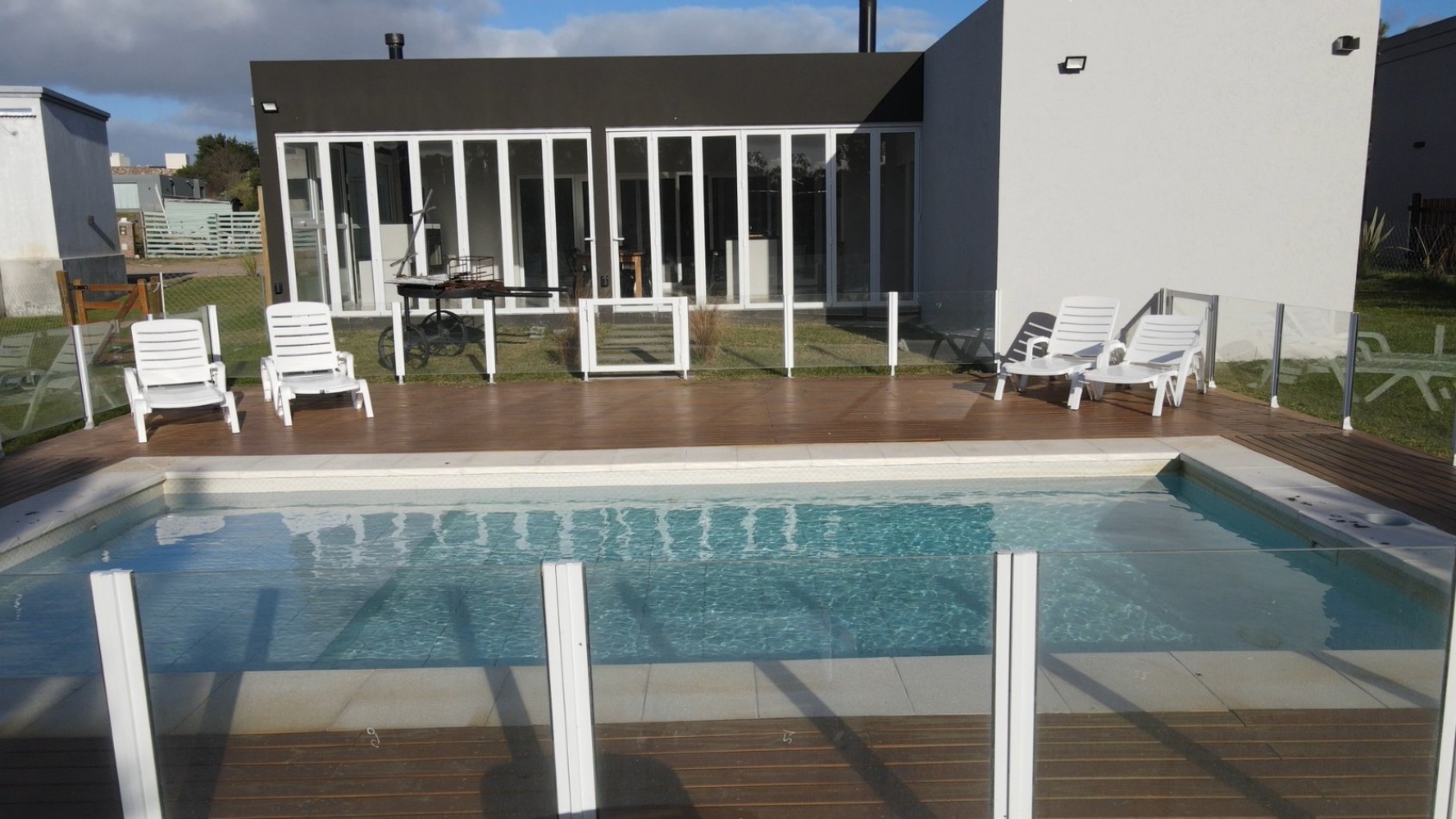 Alquiler casa Ecuestre Costa Esmeralda