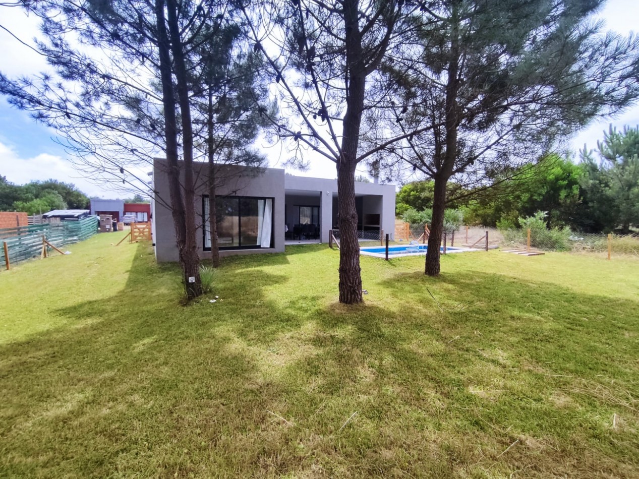 Alquiler casa Costa Esmeralda Ecuestre 8 pax