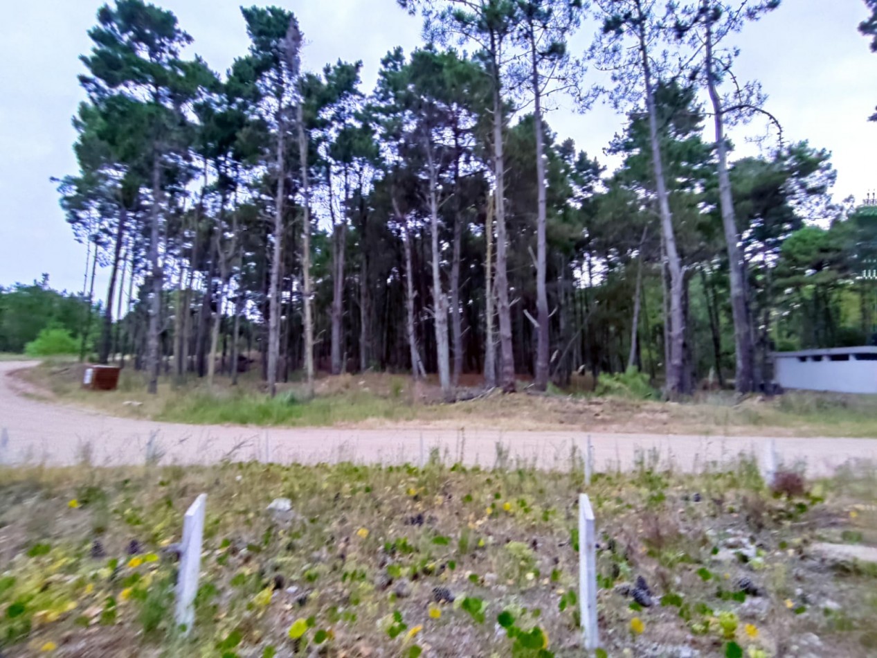 Venta lote Villarobles cerca de Costa Esmeralda