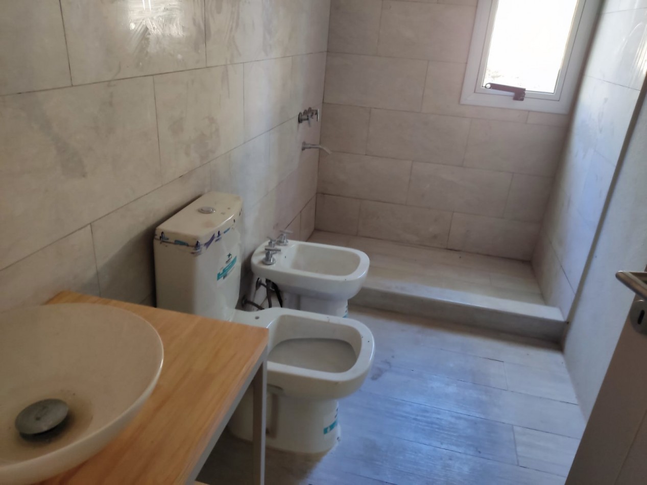 Casa en Venta en Villa Robles cerca de Pinamar y Costa Esmeralda. barrio cerrado
