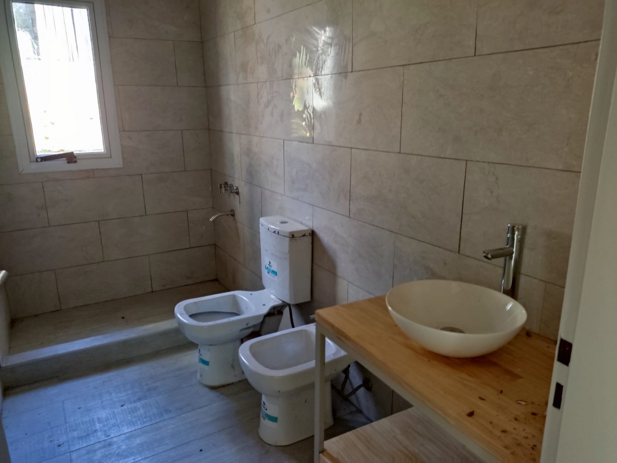 Casa en Venta en Villa Robles cerca de Pinamar y Costa Esmeralda. barrio cerrado
