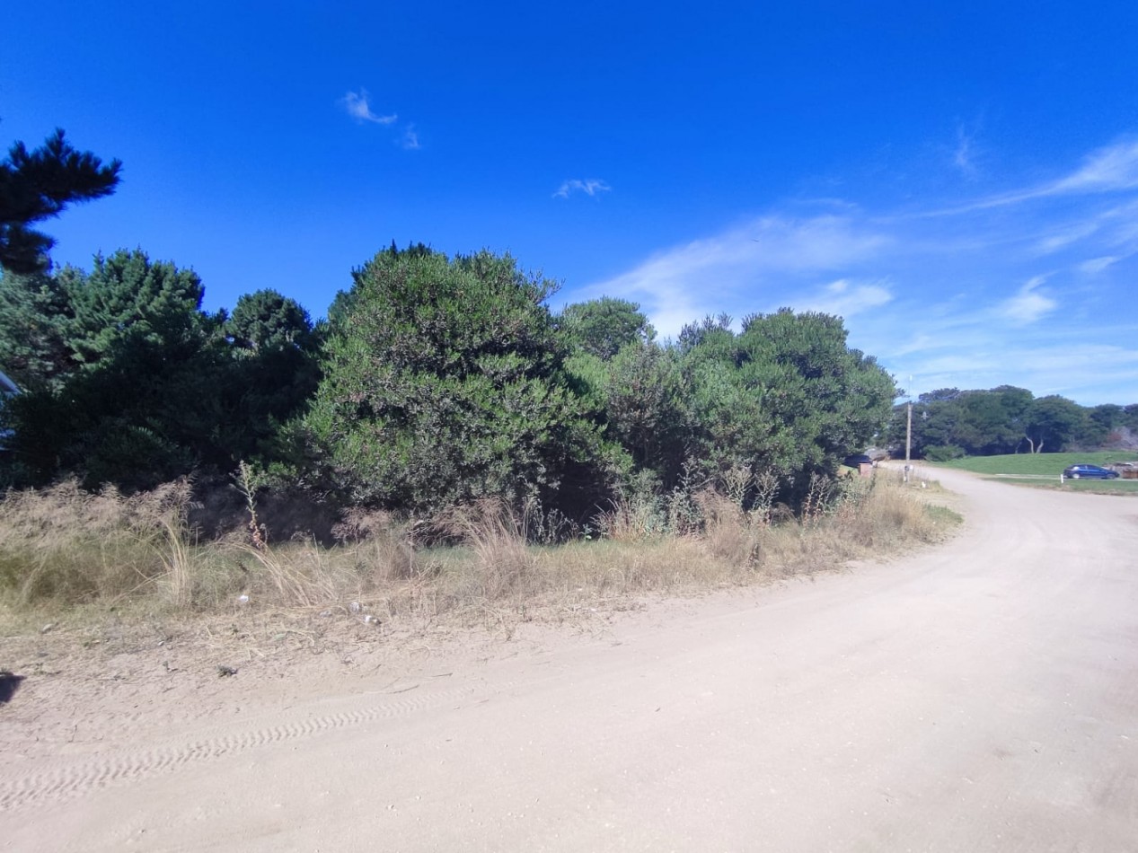 LOTE EN VENTA EN COSTA ESMERALDA SENDEROS 2 FONDO LIBRE