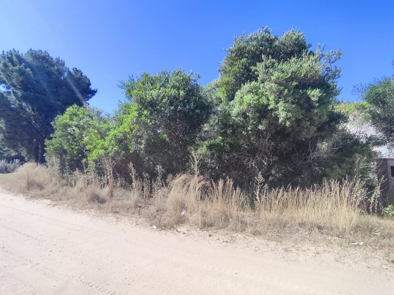 LOTE EN VENTA EN COSTA ESMERALDA SENDEROS 2 FONDO LIBRE