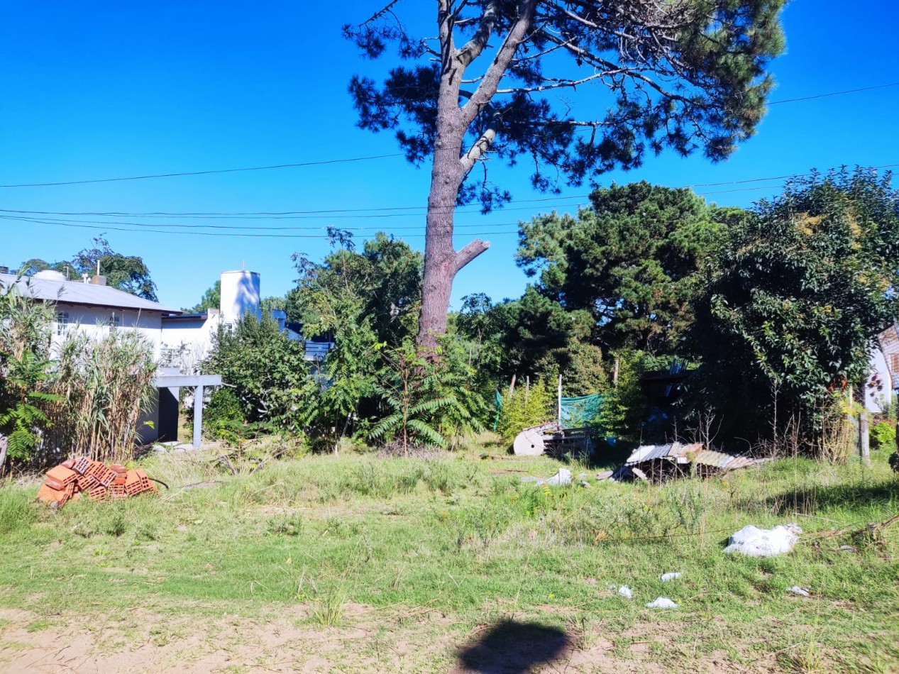 Lote en venta en Valeria del mar, a pocas cuadras del mar. Pinamar
