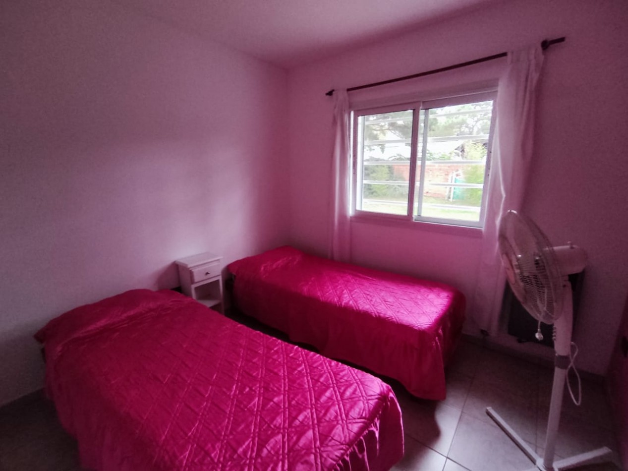 casa en venta Oatende casi Valeria del mar, a 2 cuadras de Bathurst. 