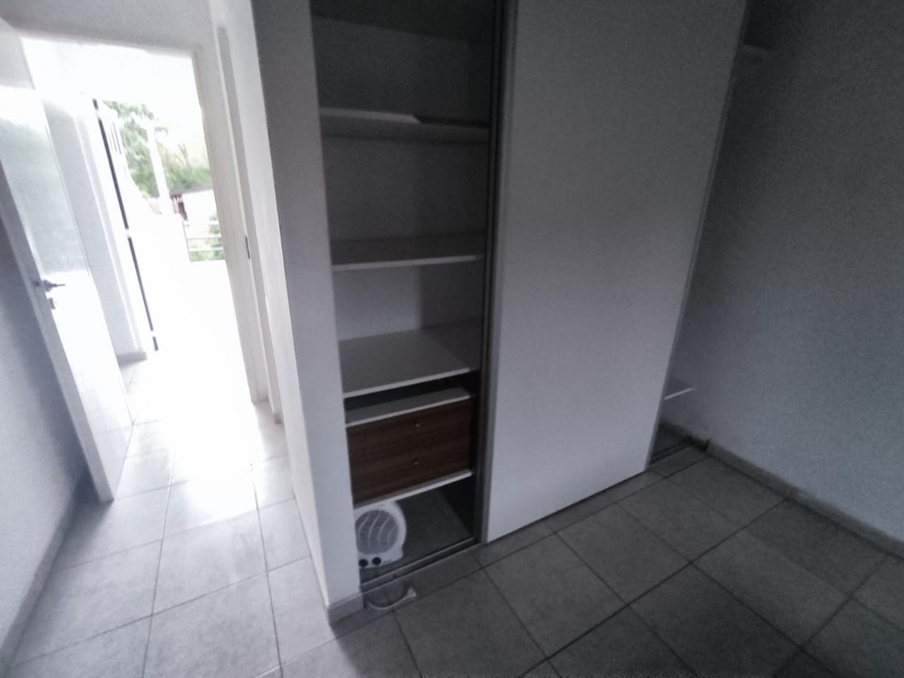 casa en venta Oatende casi Valeria del mar, a 2 cuadras de Bathurst. 