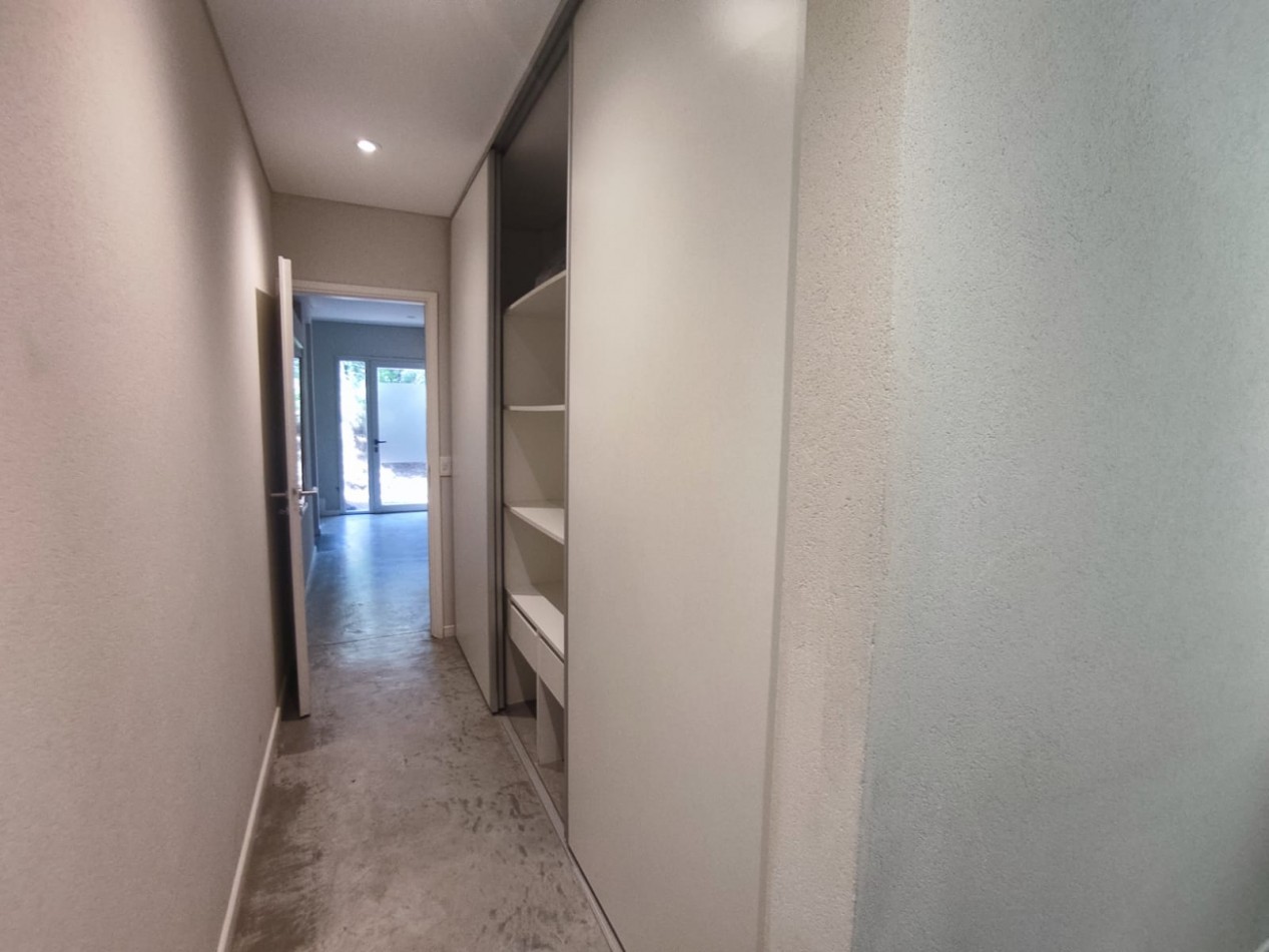 Venta y alquiler casa en Costa Esmeralda deportiva
