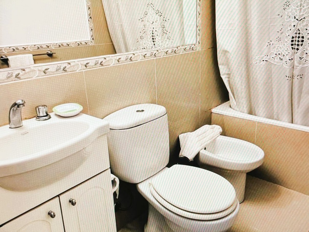 venta departamento 2 amb 1er piso edif. Patagonia 2 centro Pinamar
