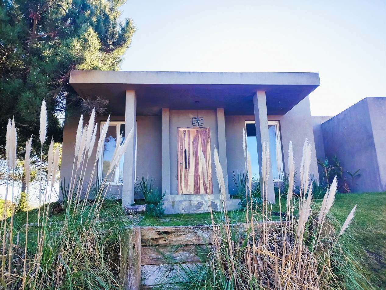 Casa En Venta  Costa Esmeralda Ecuestre. Con gas natural