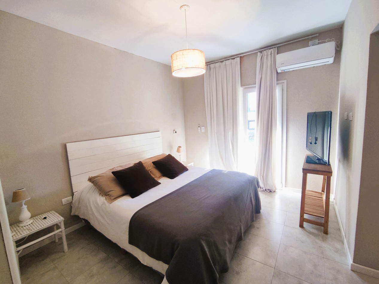 Casa En Venta  Costa Esmeralda Ecuestre. Con gas natural