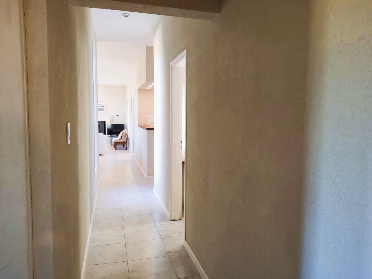 Casa En Venta  Costa Esmeralda Ecuestre. Con gas natural