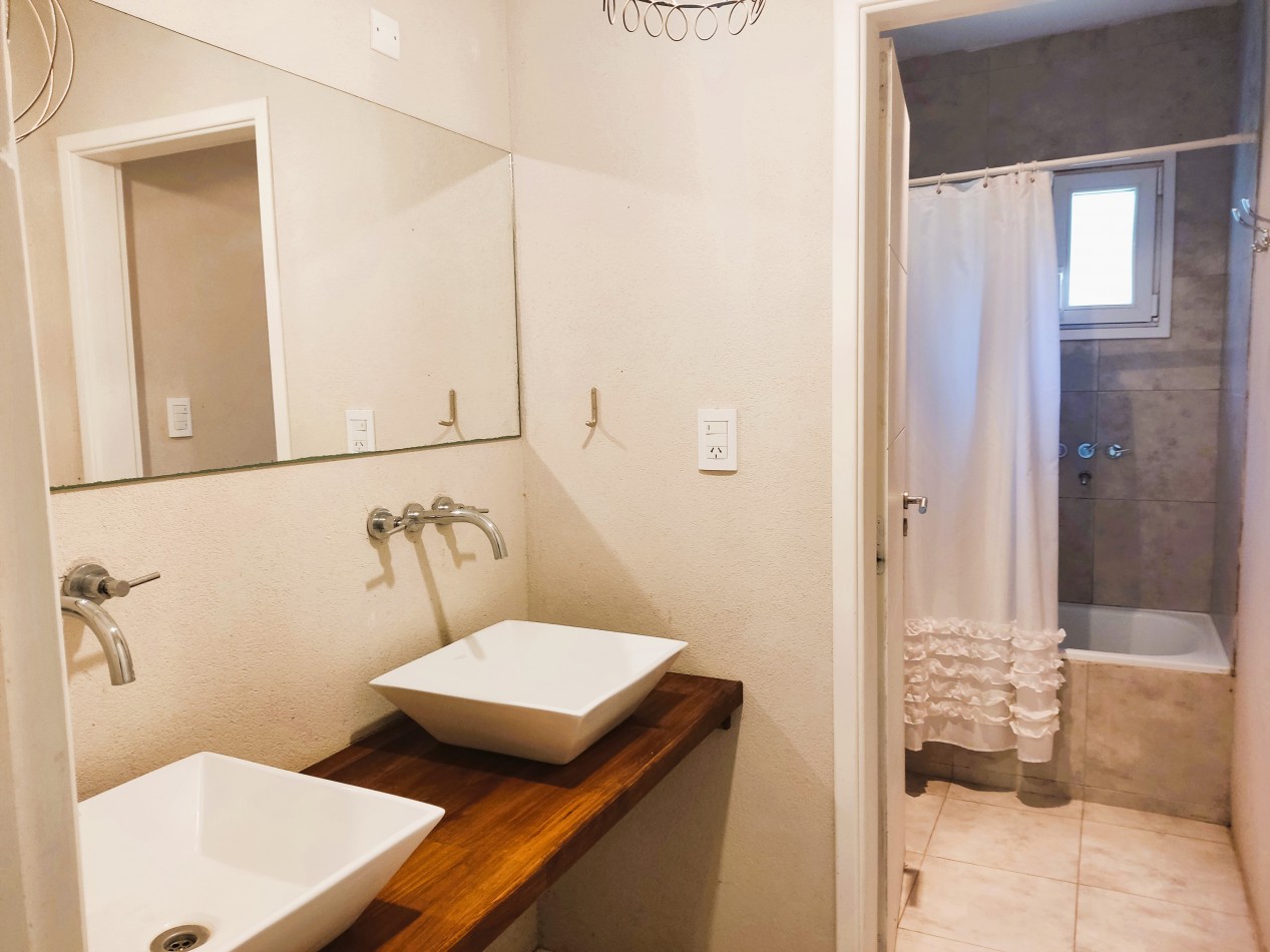 Casa En Venta  Costa Esmeralda Ecuestre. Con gas natural