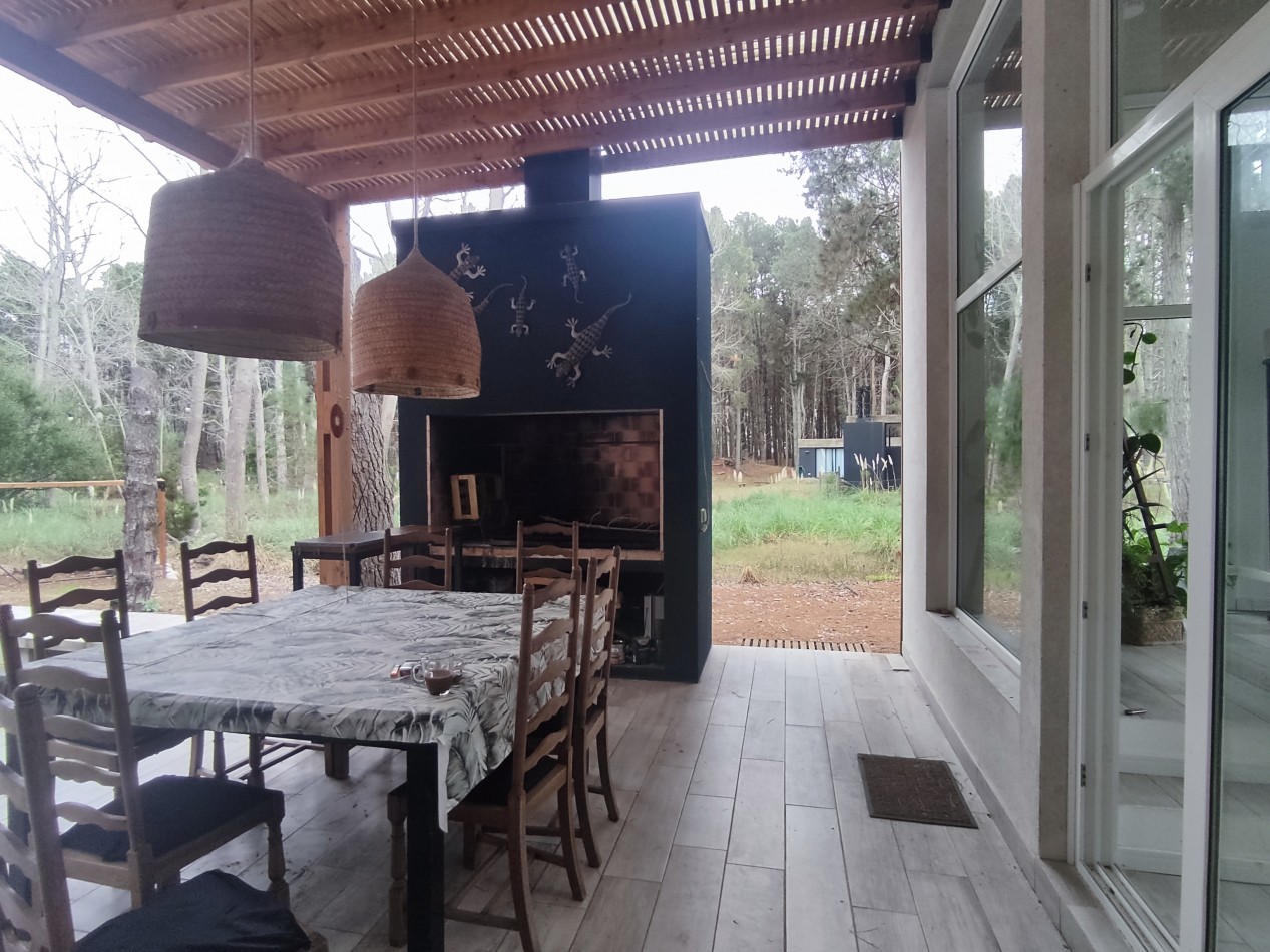 Alquiler casa Villarobles barrio cerrado 6 pax