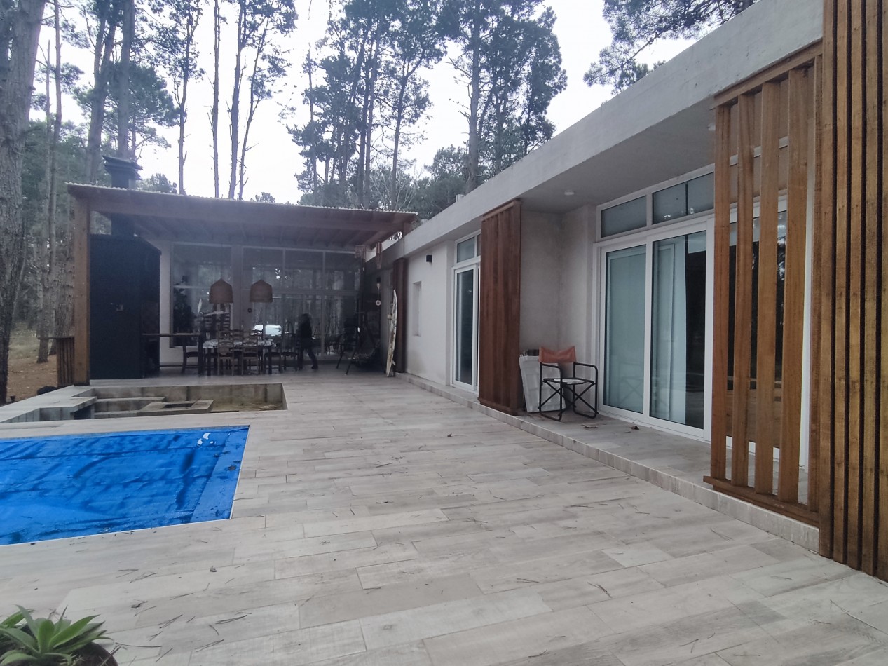 Alquiler casa Villarobles barrio cerrado 6 pax