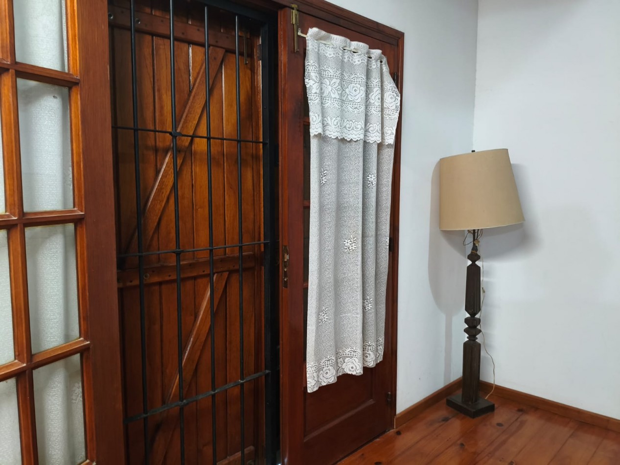 Casa en alquiler en Ostende a 4 cuadras del mar