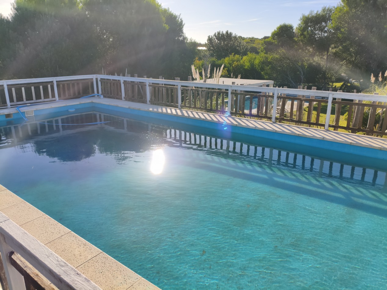 Venta casa Costa Esmeralda Residencial fondo libre piscina oportunidad