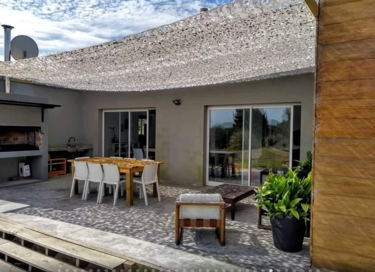 Alquiler Costa Esmeralda Deportiva 6 pax