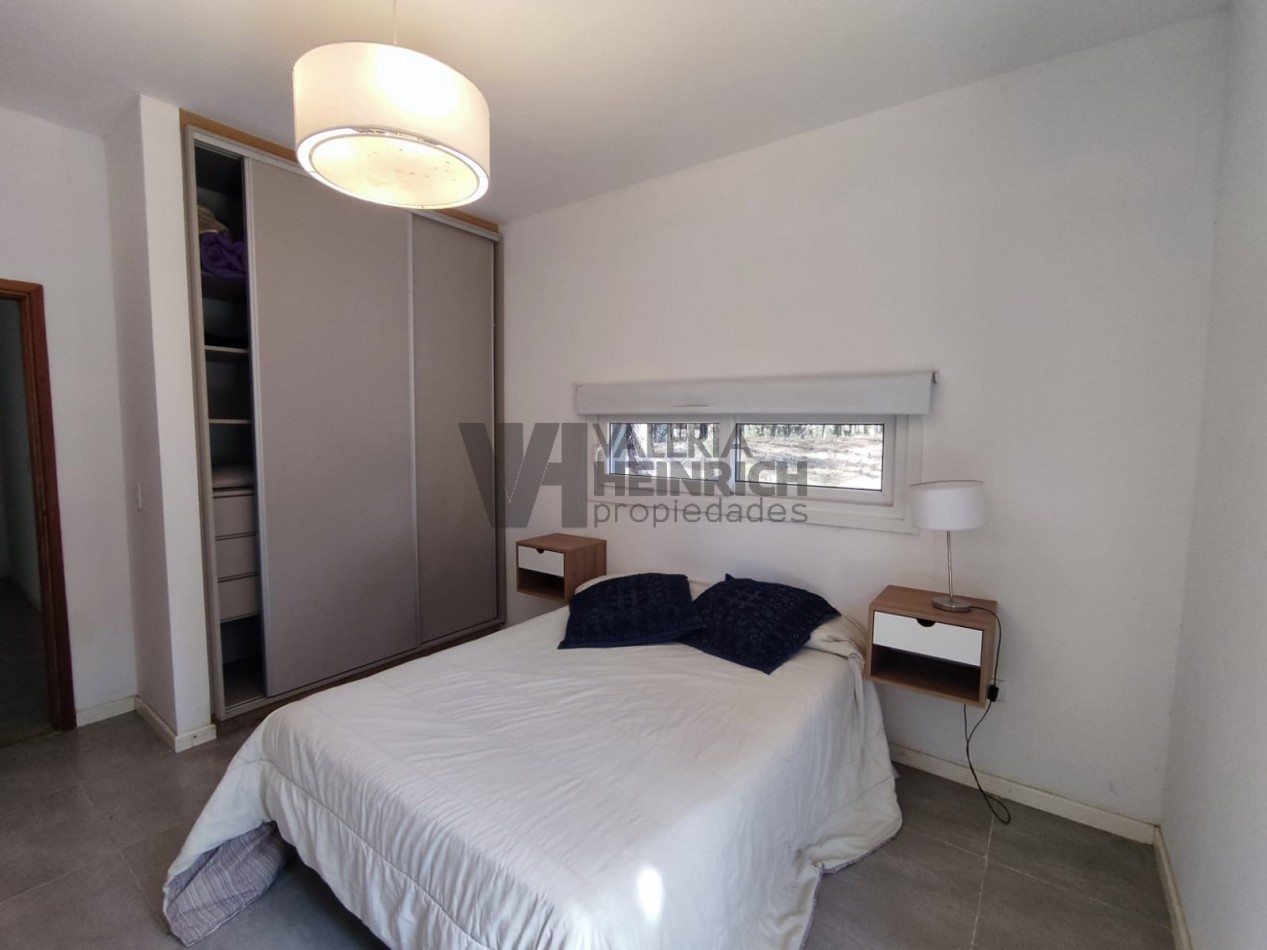 Venta casa Villarobles Pinamar  4 dorm.