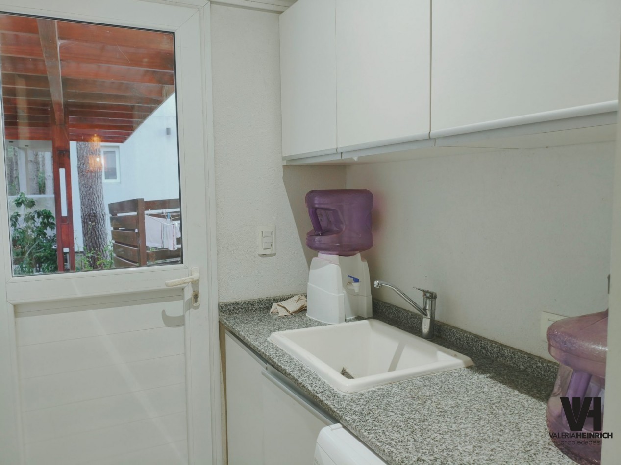 casa Villarobles venta laguna 4 dorm.  oportunidad 