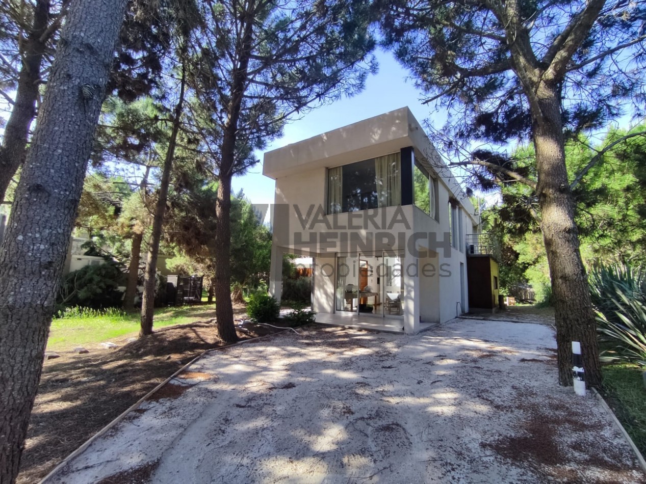 Alquiler casa Costa Esmeralda Residencial 