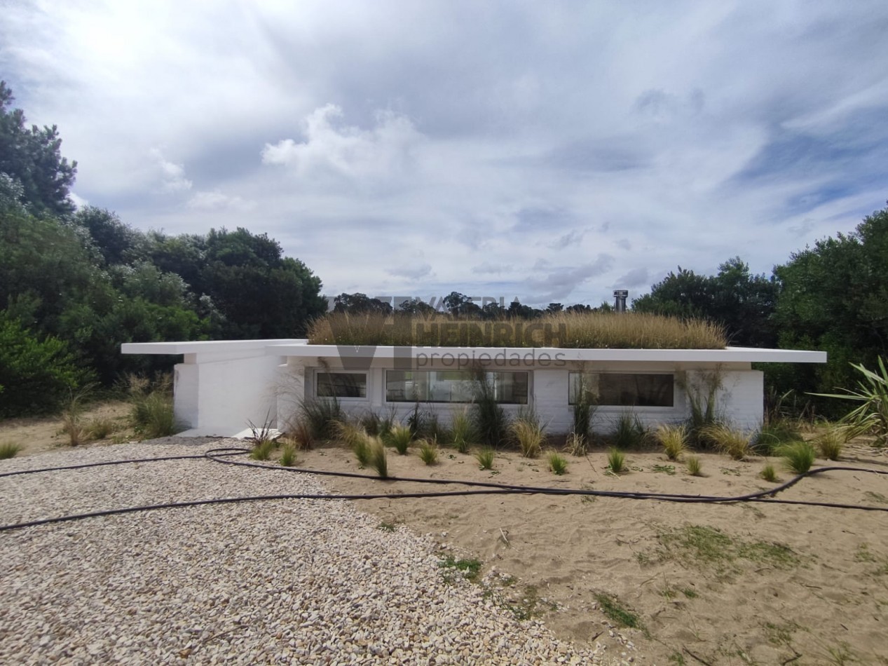 CASA EN VENTA COSTA ESMERALDA SEND 3 DISEÑO 