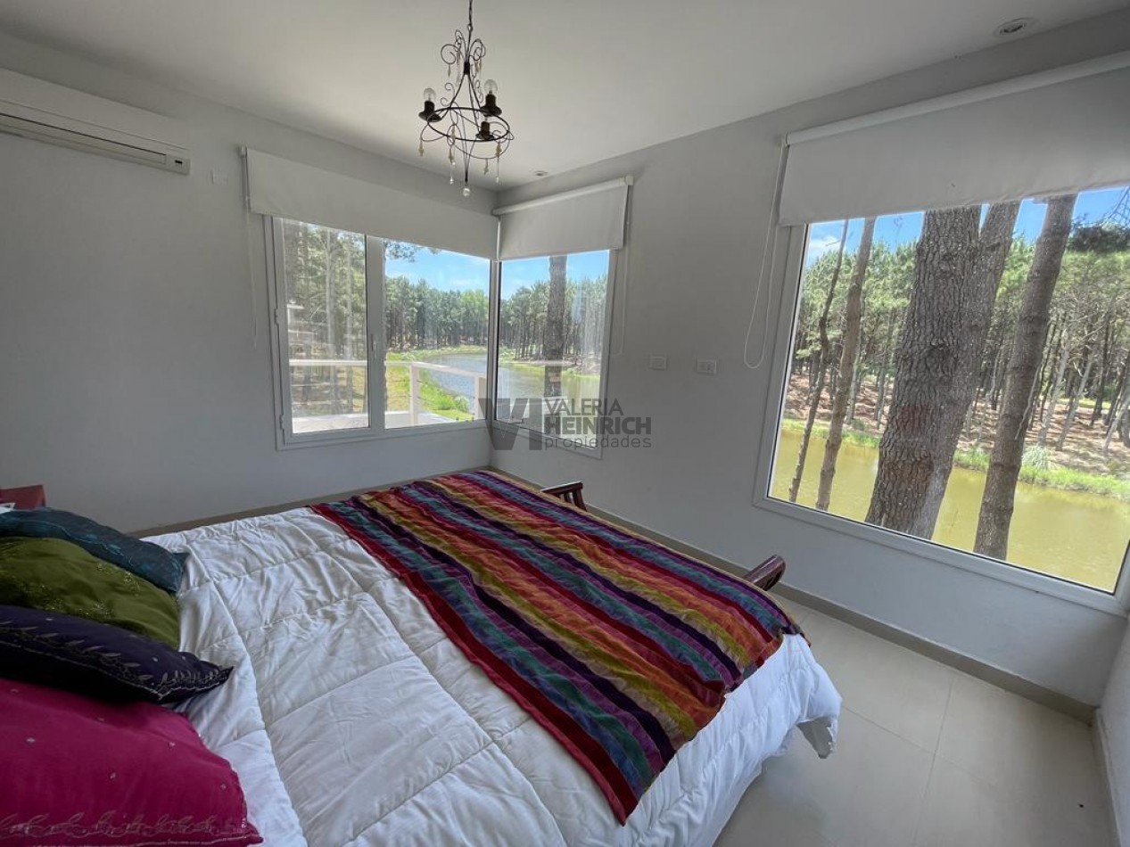 CASA EN VENTA VILLA ROBLES LAGUNA ALBATROS