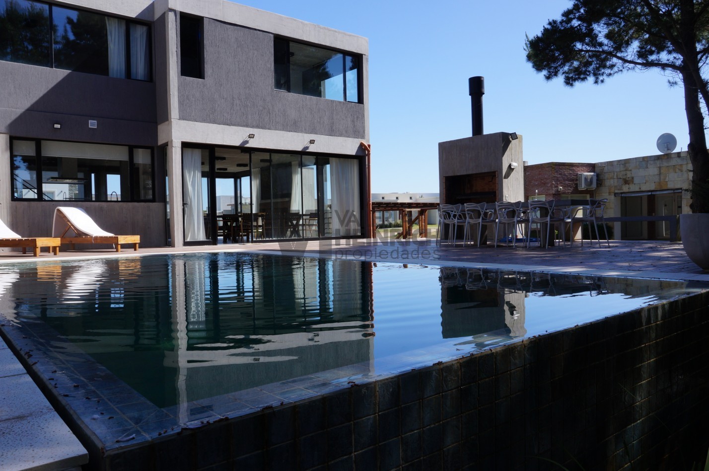 Casa Costa Esmeralda alquiler piscina