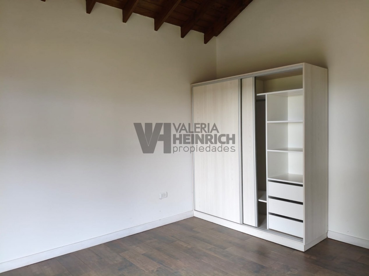 Casa en venta estilo campo costa esmeralda deportiva