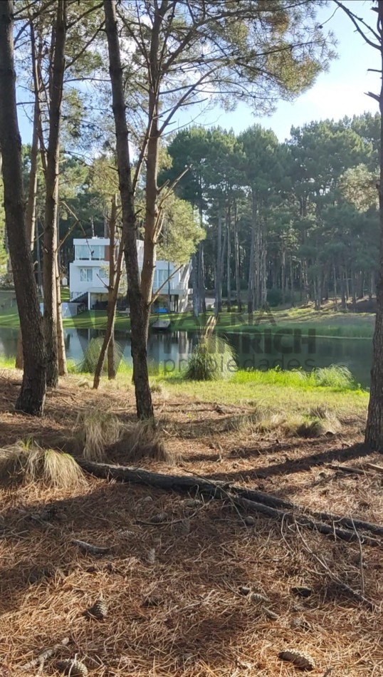 LOTE EN VILLAROBLES