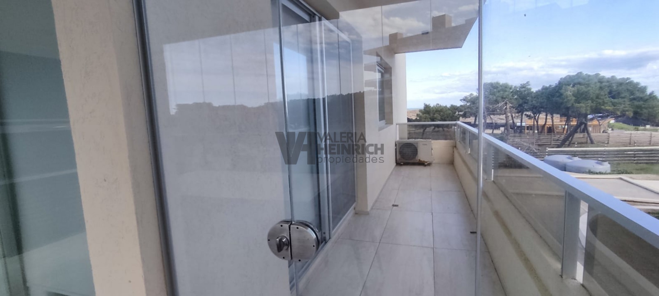 ALQUILER DEPARTAMENTO vista al mar CANDIDA VILLAROBLES 3 AMB