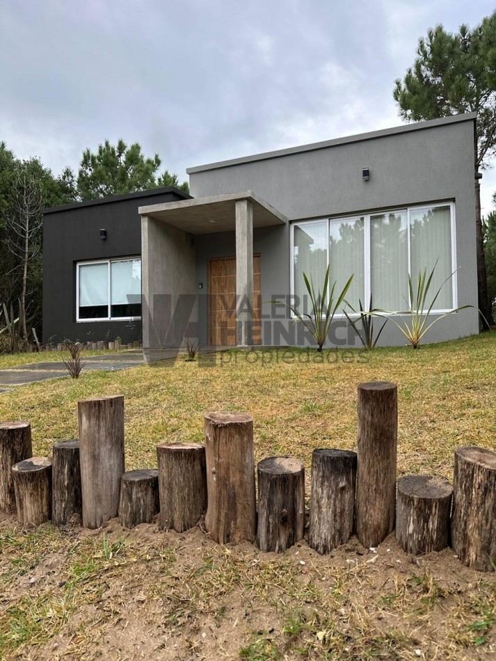 Venta casa en Costa Esmeralda 