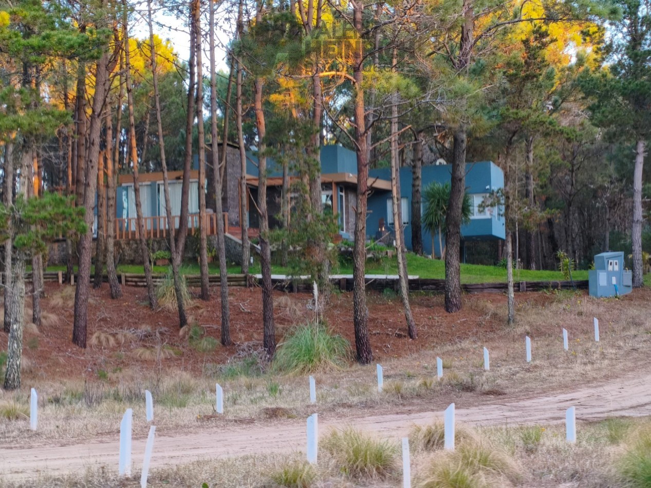 Casa alquiler en Villarobles bosque mar barrio cerrado