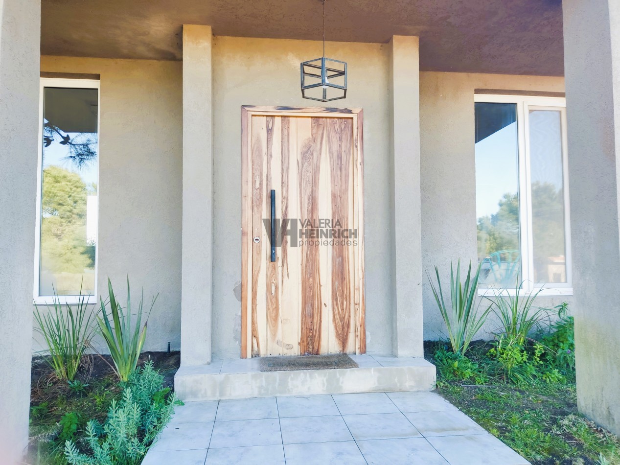 Venta casa Costa Esmeralda Ecuestre. gas natural