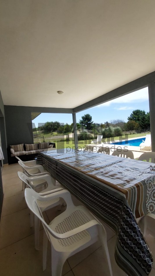 Casa alquiler Costa Esmeralda golf 10 personas