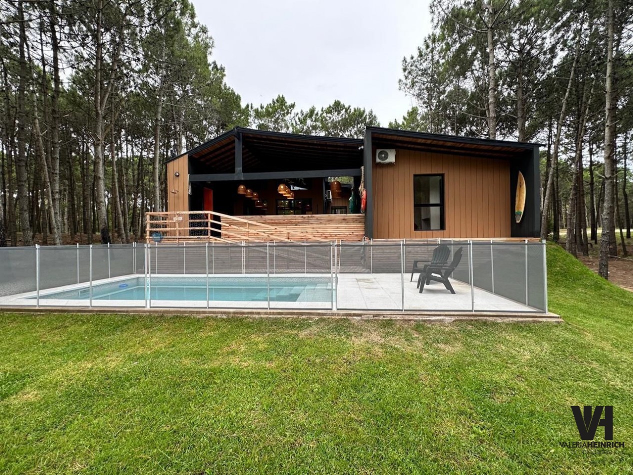 Casa Villarobles. Cerca Pinamar y Costa Esmeralda. Con salida al mar. 20 pax. ALQUILER. 6 DORM