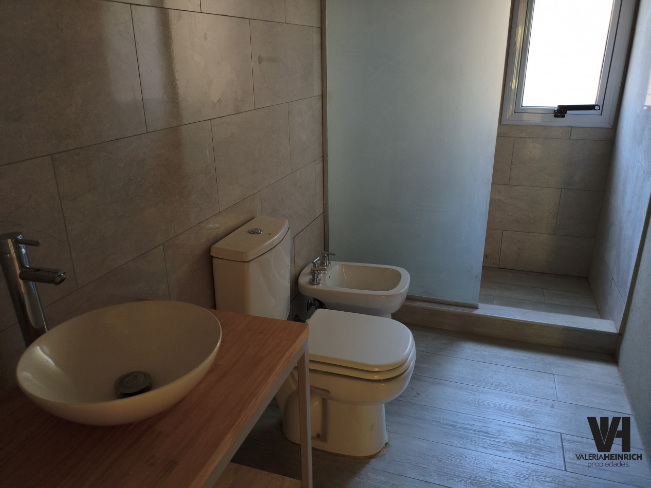 Casa en Venta en Villa Robles cerca de Pinamar y Costa Esmeralda. barrio cerrado