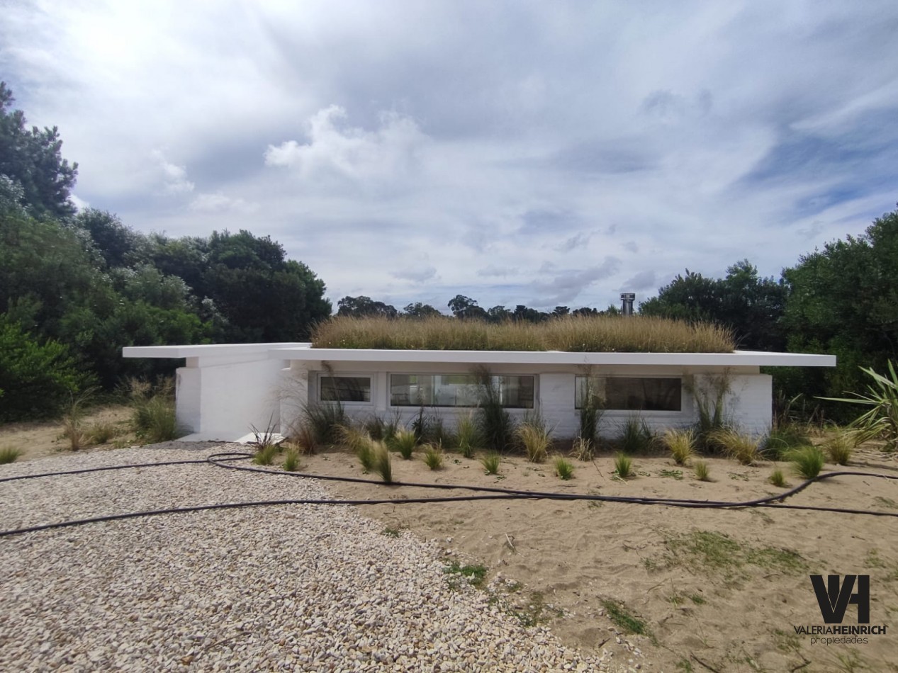 CASA EN VENTA COSTA ESMERALDA SEND 3 DISEÑO 