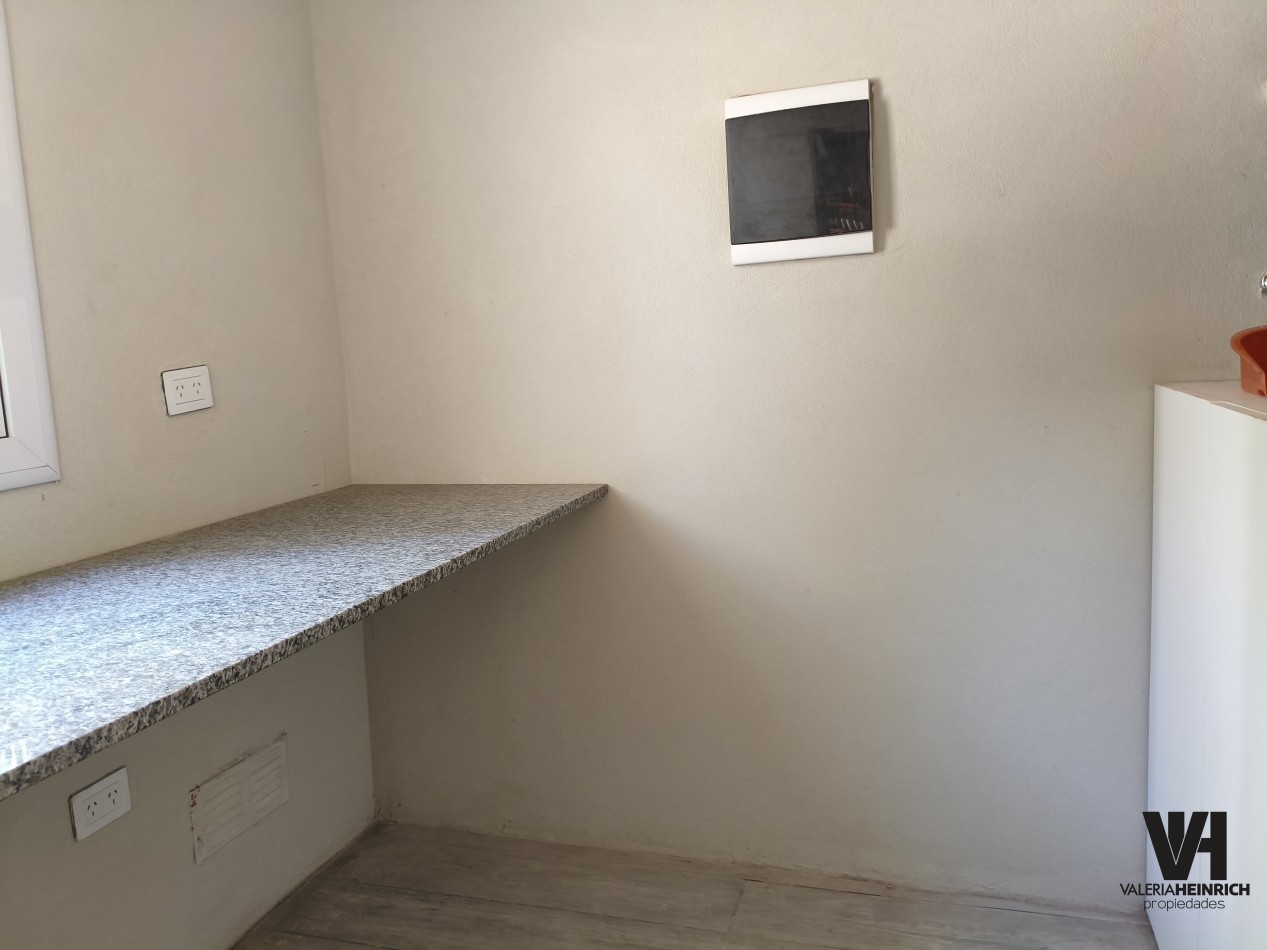 Casa en Venta en Villa Robles cerca de Pinamar y Costa Esmeralda. barrio cerrado