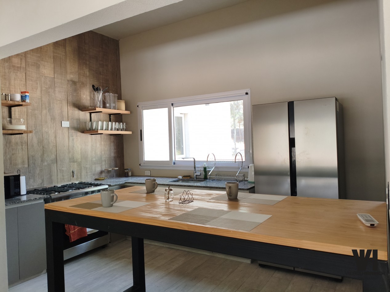 Casa en Venta en Villa Robles cerca de Pinamar y Costa Esmeralda. barrio cerrado