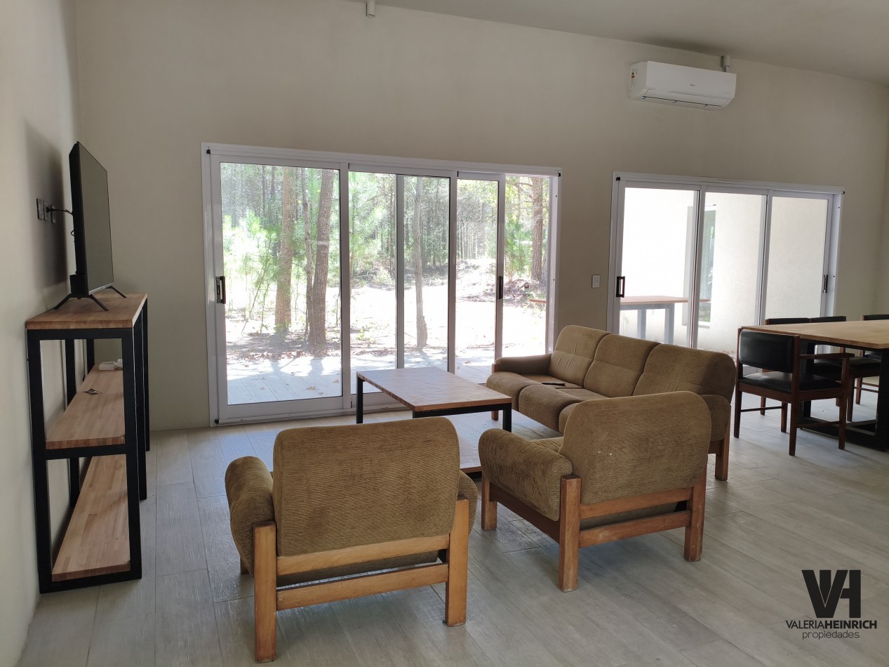 Casa en Venta en Villa Robles cerca de Pinamar y Costa Esmeralda. barrio cerrado