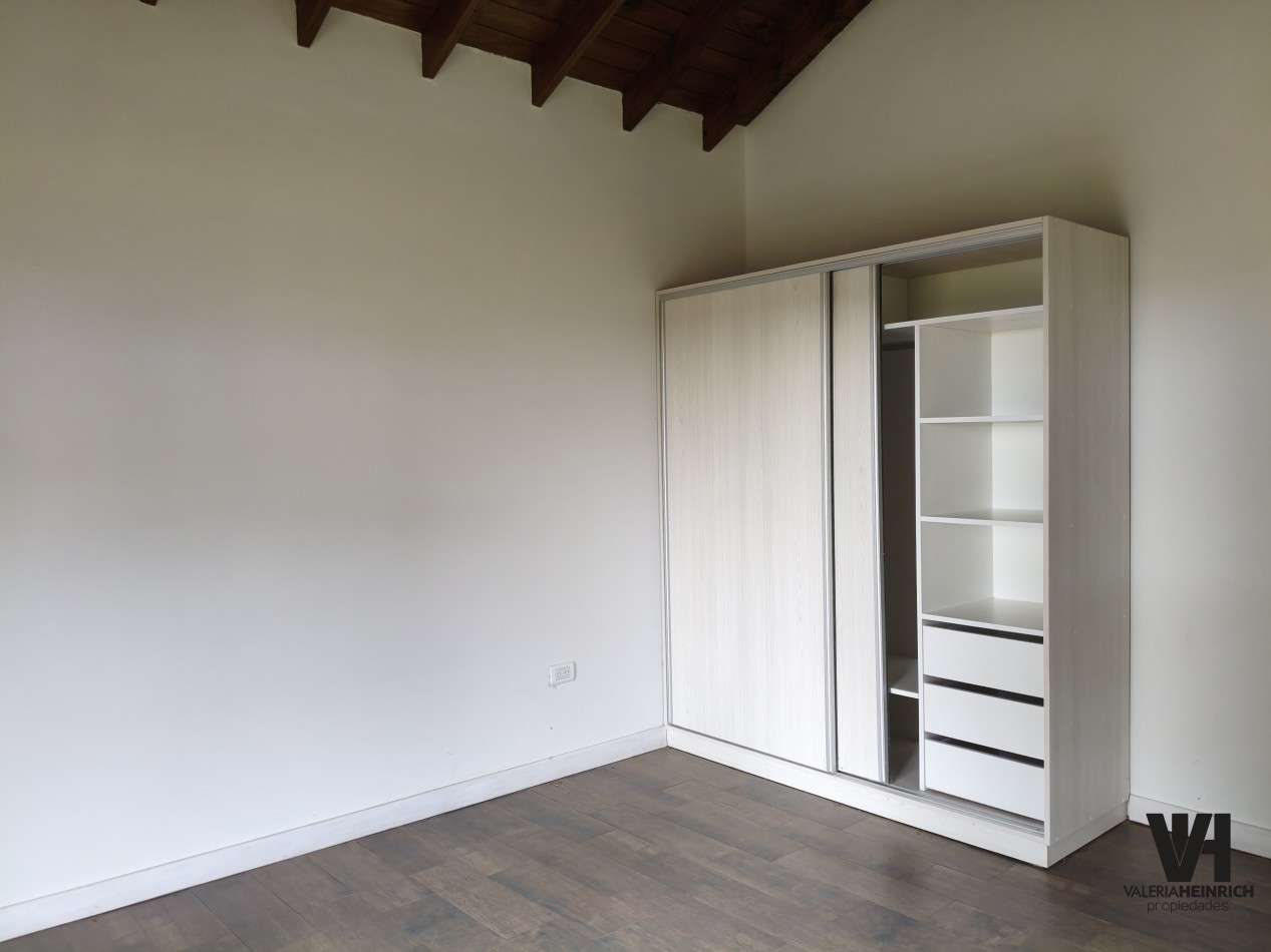 Casa en venta estilo campo costa esmeralda deportiva