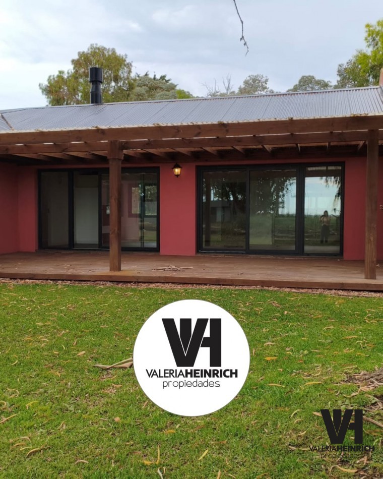 Casa en venta estilo campo costa esmeralda deportiva