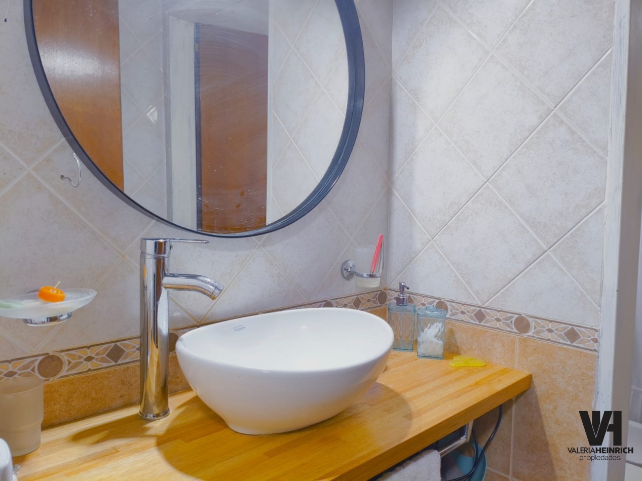 Venta departamento cerca del mar, mar de Ostende, 3 amb. cochera oportunidad permuta