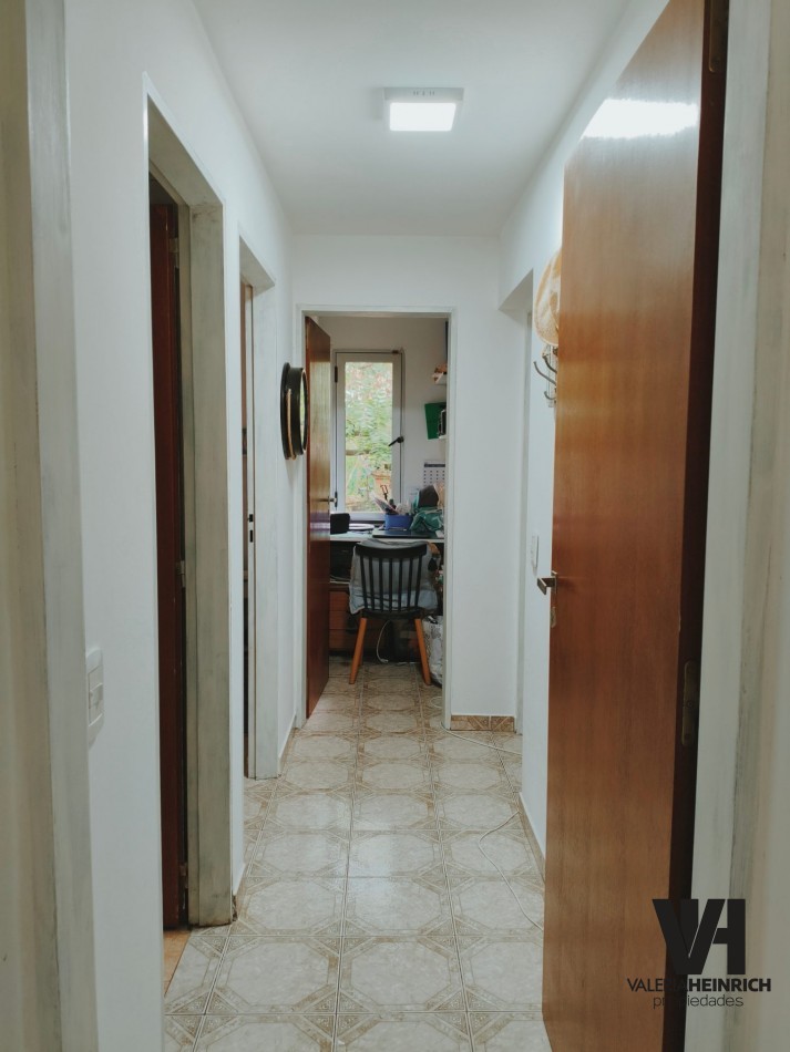 Venta departamento cerca del mar, mar de Ostende, 3 amb. cochera oportunidad permuta