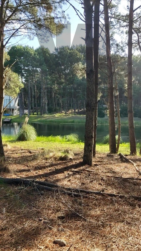 LOTE EN VILLAROBLES