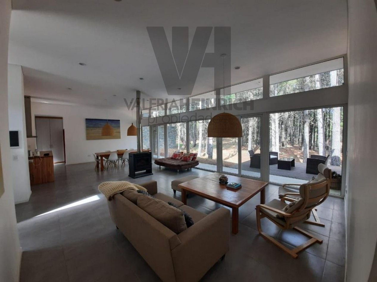 Venta casa Villarobles Pinamar 4 dorm.