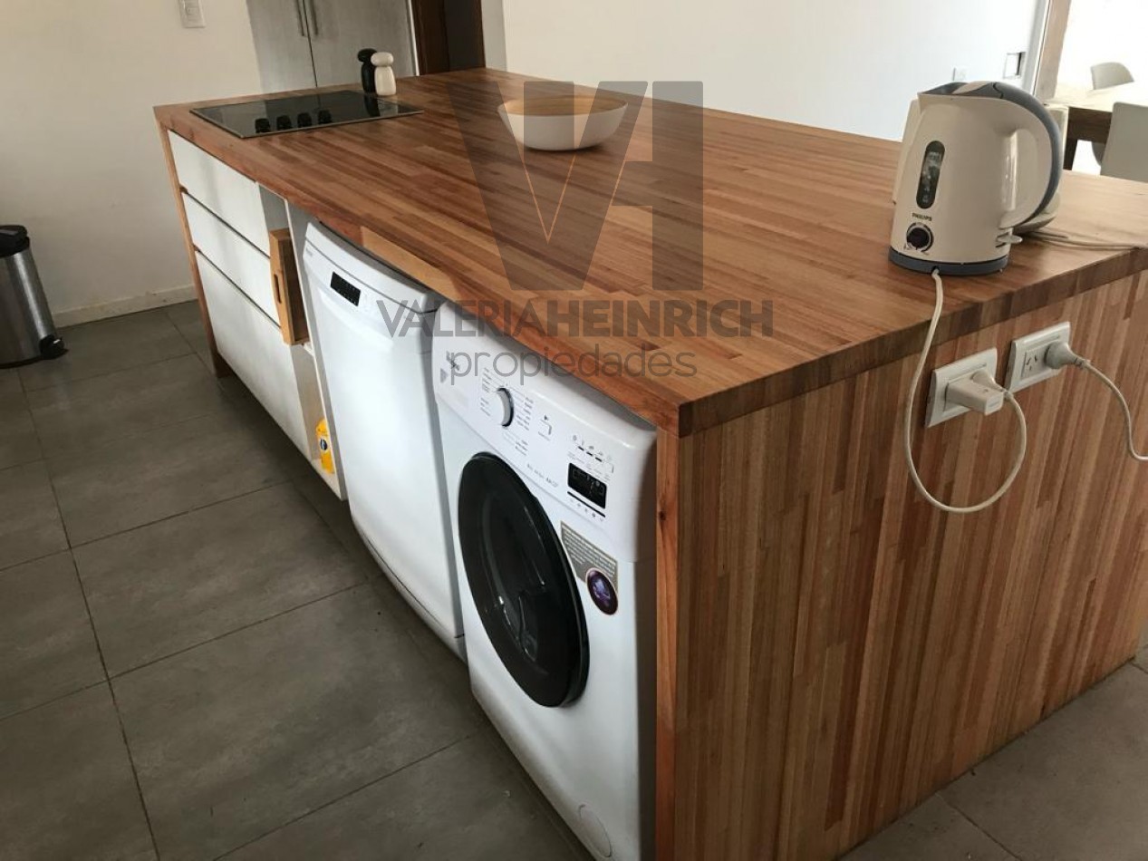 Venta casa Villarobles Pinamar 4 dorm.