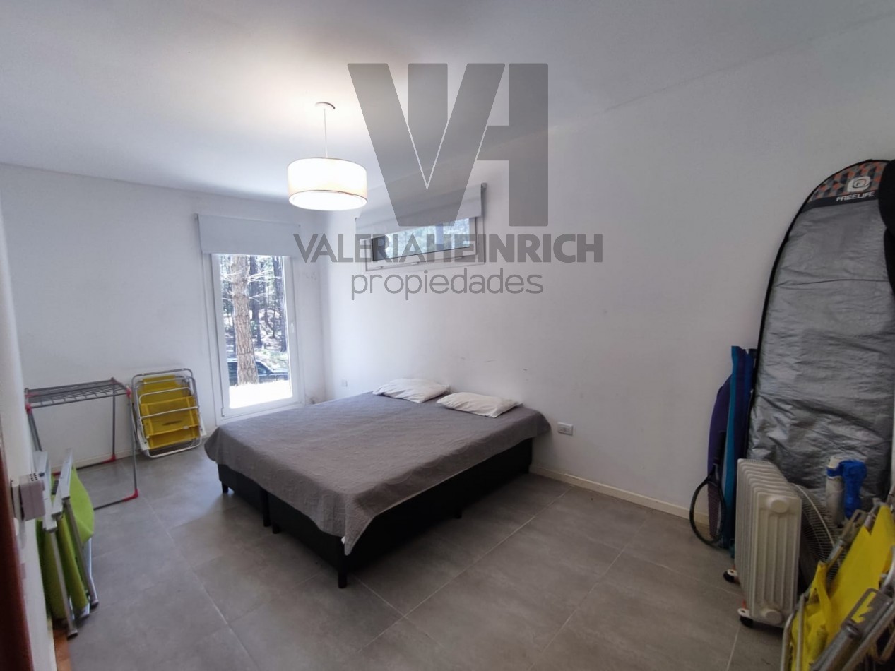 Venta casa Villarobles Pinamar 4 dorm.